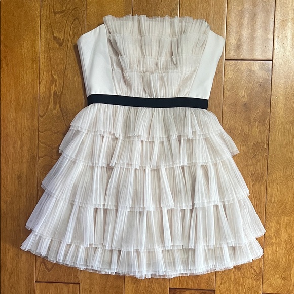 BCBG Maxazaria Rayna Tiered Strapless Tulle Dress 2 Vanilla Party Wedding Prom - Picture 3 of 14